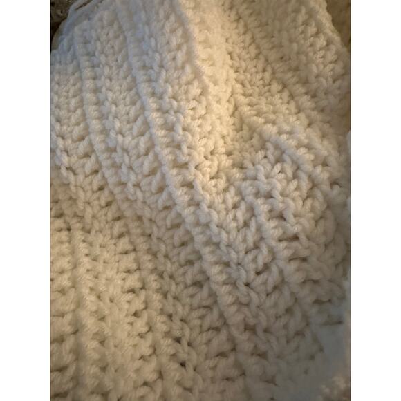 Handmade Knit Crochet White Winter Warm Scarf with Fringe 8" x 64" - Picture 2 of 4